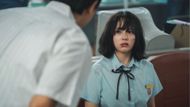 Moon Dong-eun during her high school (Image Source: Netflix)